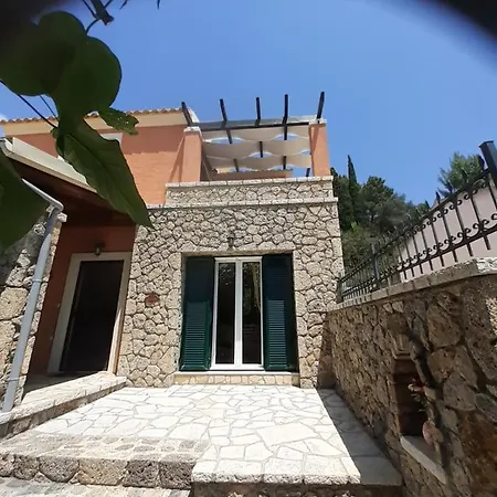 Thomas House Villa