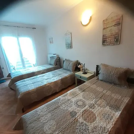 Villa Thomas House *