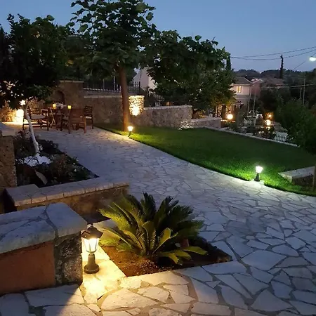 Thomas House Villa *