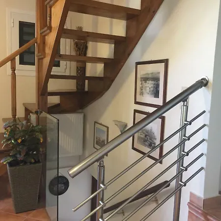 Thomas House Вилла
